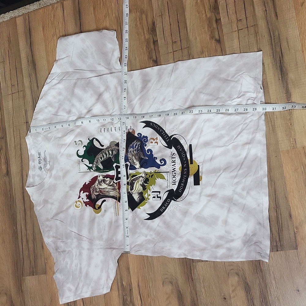 HARRY POTTER WIZARDING WORLD Tan Tie-Dye Hogwarts Short Sleeve Tee Shirt - Picture 7 of 8